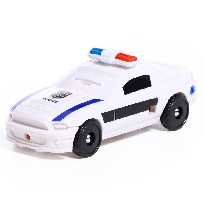 Робот &laquo;Полицейская машина&raquo;, трансформируется