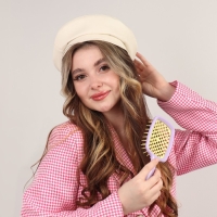 Расчёска массажная, широкая, вентилируемая, 8,5 &times; 20,5 см, PVC коробка, цвет сиреневый/жёлтый