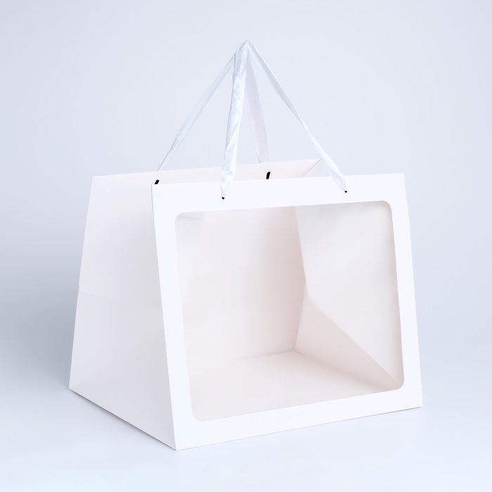 Пакет подарочный с широким дном и окном 35 х 29 х 28 см, белый Пакет подарочный с широким дном и окном 35 х 29 х 28 см, белый