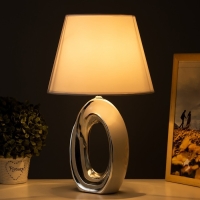 Настольная лампа "Кэтрин" Е14 40Вт бело-серебристый 25х25х40 см RISALUX