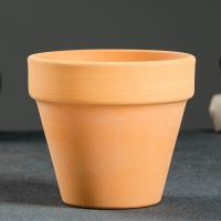 Горшок цветочный "Стандарт" 0,7 л Горшок цветочный "Стандарт" 0,7 л