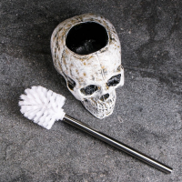 Подставка под ёрш "Череп" 16х15х22см (ершик н/сталь) Подставка под ёрш "Череп" 16х15х22см (ершик н/сталь)