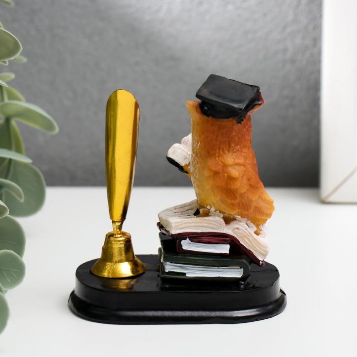 Сувенир полистоун с подставкой под ручку "Профессор филин на книгах" МИКС 7,5х6,5х4,2 см