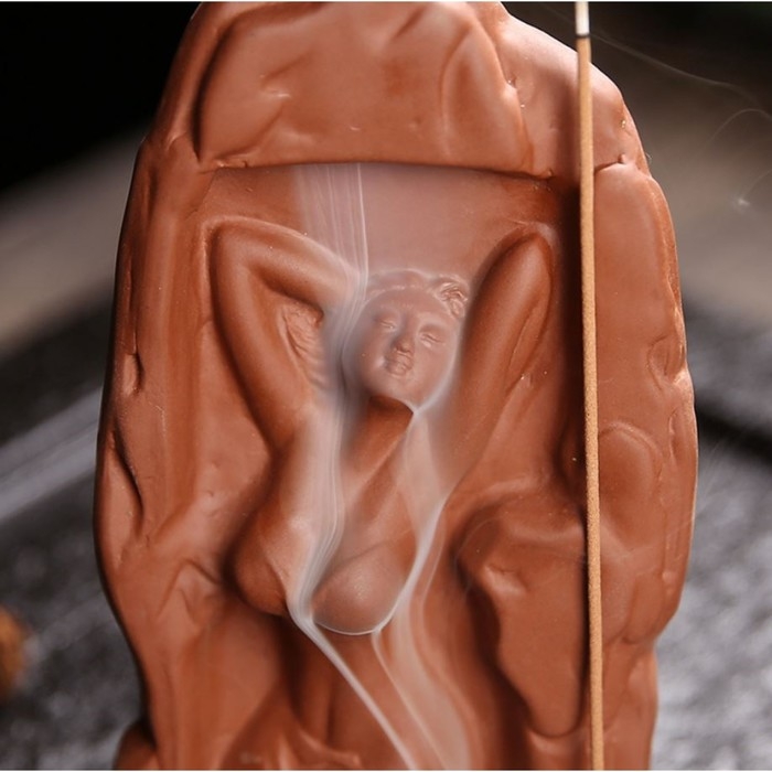 Подставка для благовоний Подставка для благовоний "Девушка в скале" 17х10см