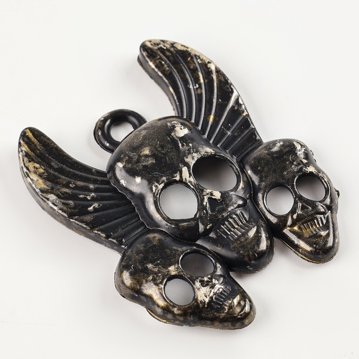 Кулон подвеска на шею «Черепа» Кулон подвеска на шею «Черепа»