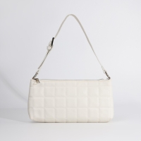 Сумка-багет на молнии, цвет белый