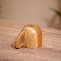 Кружка, тиковое дерево 11х8х7 см Кружка, тиковое дерево 11х8х7 см