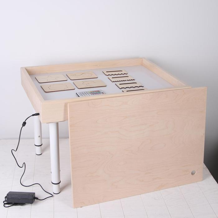 Стол для рисования песком с цветной подсветкой, 50 × 70 см и крышкой + гребень и трафарет Стол для рисования песком с цветной подсветкой, 50 × 70 см и крышкой + гребень и трафарет