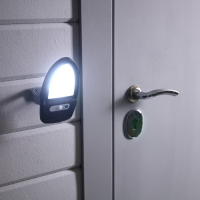 Садовый светильник на солнечной батарее с датчиком движения, накладной, 9.5 &times; 13 &times; 5 см, 49 LED, свечение белое