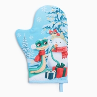 Новый год. Символ года 2025. Змея. Варежка-прихватка Доляна Christmas story 20х28 см, 35% хл, 65% пэ, ватин 250 г/м2 Новый год. Символ года 2025. Змея. Варежка-прихватка Доляна Christmas story 20х28 см, 35% хл, 65% пэ, ватин 250 г/м2