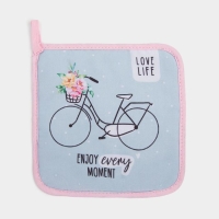 Набор кухонный &laquo;Цветочное настроение&raquo; варежка-прихватка 20х28см, прихватка 17х17см, 35% х/л,65%