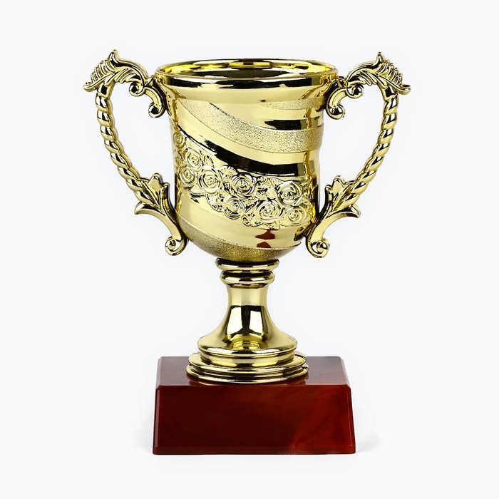 Кубок 105, наградная фигура, золото, подставка пластик, 12,2 х 10,3 х 6,5 см Кубок 105, наградная фигура, золото, подставка пластик, 12,2 х 10,3 х 6,5 см