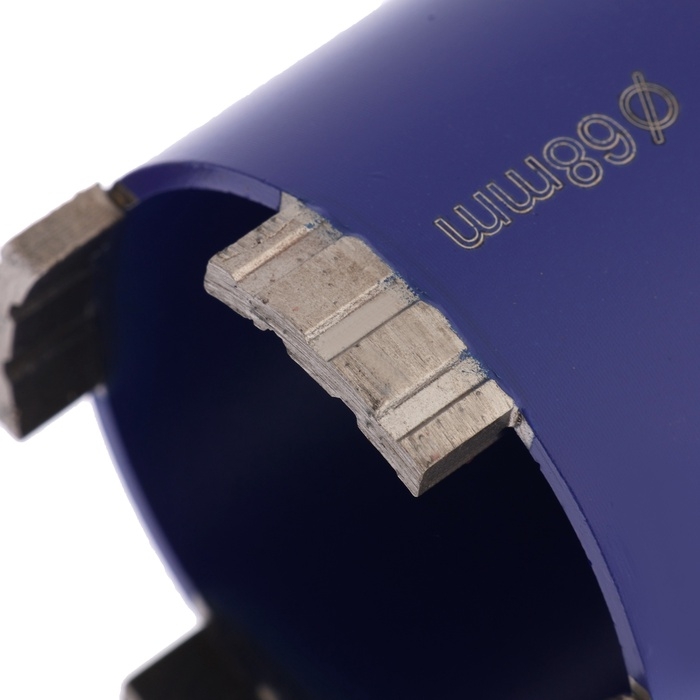 Коронка алмазная по бетону ТУНДРА, SDS-plus, М16 х 68 мм, высота 73 мм Коронка алмазная по бетону ТУНДРА, SDS-plus, М16 х 68 мм, высота 73 мм