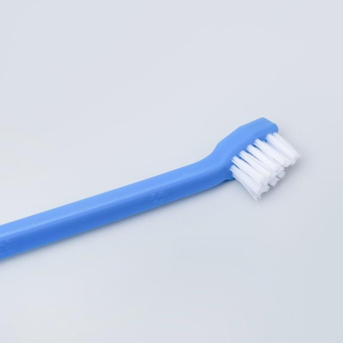 Набор зубная щётка двухсторонняя + щётка напальчник + массажер для десен (набор 3 шт), микс