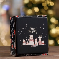 Новый год. Коробка подарочная, крышка-дно, "Зимушка", 14,5 х 14,5 х 6 см.