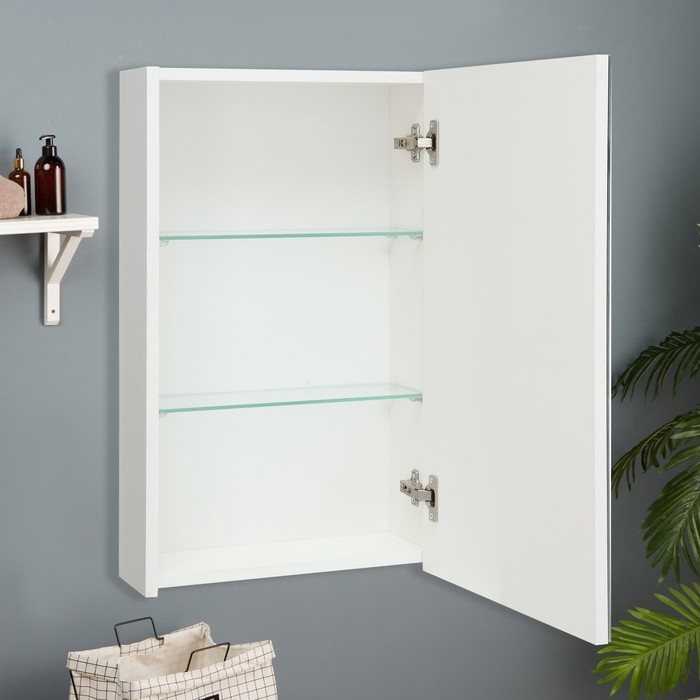 Зеркало-шкаф для ванной комнаты Зеркало-шкаф для ванной комнаты "Виктория 50", 50 х 68,5 х 14,5 см