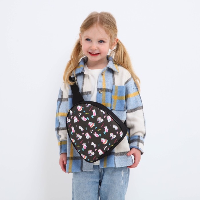 Рюкзак детский для девочки через плечо &laquo;Единорог&raquo;, отдел на молнии, цвет чёрный