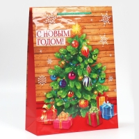 Пакет подарочный новогодний ламинированный &laquo;В кругу семьи&raquo;, L 28 х 38 х 9 см, Новый год