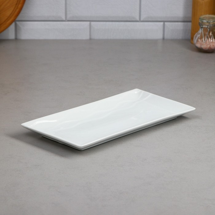 Тарелка «Сладости», малая, фарфор, Иран Тарелка «Сладости», малая, фарфор, Иран