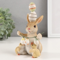 Сувенир полистоун "Зайка с пасхальными яичками и птенцами" 9,5х9х16 см Сувенир полистоун "Зайка с пасхальными яичками и птенцами" 9,5х9х16 см