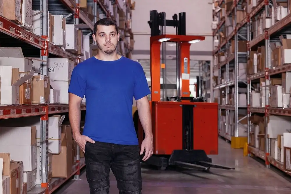 Футболка унисекс T-Bolka 180, черная, размер 4XL