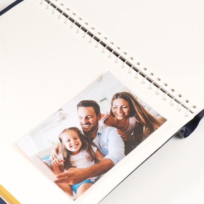 Фотоальбом магнитный 20 листов Фотоальбом магнитный 20 листов "Чудеса, там где в них верят" 29х24х2 см