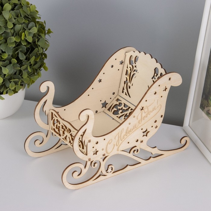 Шкатулка-сани Шкатулка-сани "Змея. Новый год" 21х14х10 см