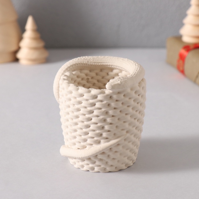 Предмет интерьера Предмет интерьера "Змея корзинка" 7*7*4 см белый