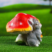 Садовая фигура "Мухомор с зайчиком" 20х23см Садовая фигура "Мухомор с зайчиком" 20х23см