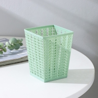 Корзинка для хранения &laquo;Плетение&raquo;, пластик, 9&times;9&times;12 см, цвет МИКС