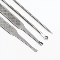 Набор маникюрный, 10 предметов, в футляре, красный Набор маникюрный, 10 предметов, в футляре, красный