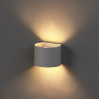 Светильник светодиодный настенный FSD-005, 6 Вт, 450 Лм, 3000К, IP54, 220 В, металл, белый Светильник светодиодный настенный FSD-005, 6 Вт, 450 Лм, 3000К, IP54, 220 В, металл, белый