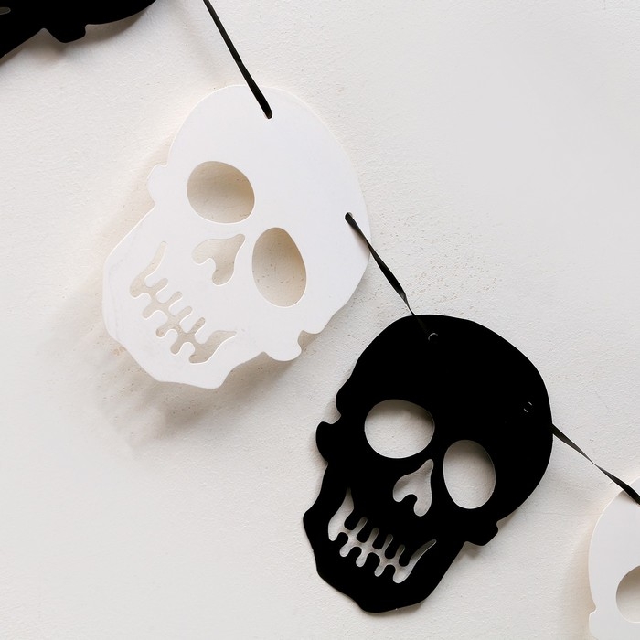 Гирлянда &laquo;Черепа&raquo;, длина 3 м