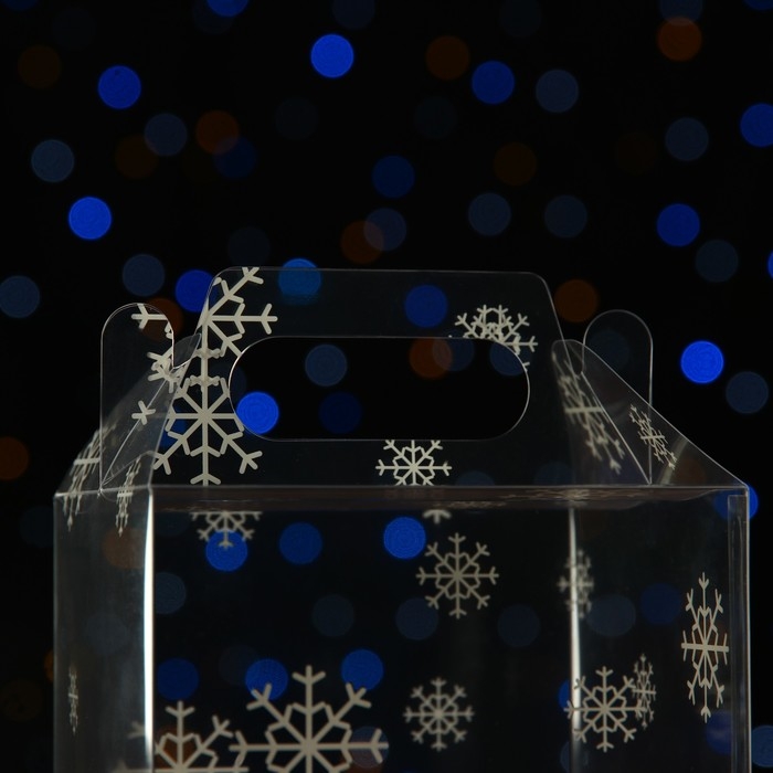 Новый год. Коробка подарочная новогодняя складная ПВХ Новый год. Коробка подарочная новогодняя складная ПВХ "Праздничное настроение" 11 x 11 x 11 см .