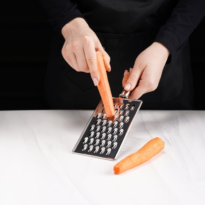 Тёрка для сыра крупная Доляна &laquo;Металлик&raquo;, 14&times;8 см, с ручкой, цвет серебристый