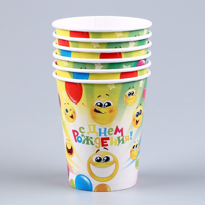 Набор бумажной посуды одноразовый Смайлы&raquo;: 6 тарелок, 1 гирлянда, 6 стаканов, 6 колпаков