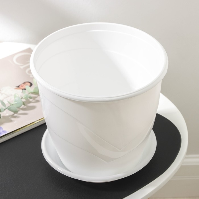 Горшок для цветов с поддоном &laquo;Венеция&raquo;, 5,5 л, d=23 см, белый