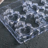 Форма конфет и шоколада «Влюблённые мишки», 28×14 см, 8 ячеек, цвет прозрачный Форма конфет и шоколада «Влюблённые мишки», 28×14 см, 8 ячеек, цвет прозрачный