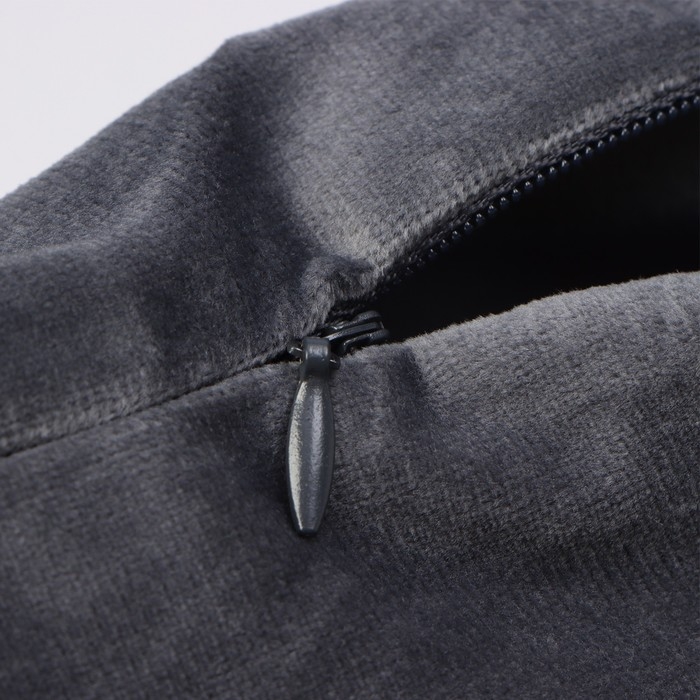 Набор декоративных наволочек Этель с кисточками, цвет серый, 45х45 см - 2 шт, полиэстер, велюр