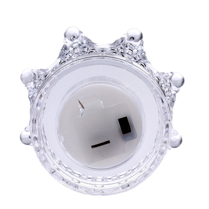 Свеча светодиодная «Корона», горит жёлтым Свеча светодиодная «Корона», горит жёлтым