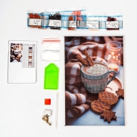 Новогодняя алмазная мозаика с гирляндой на подрамнике с частичным заполнением &laquo;Новый год. Чашка кофе&raquo;, 20 х 30 см