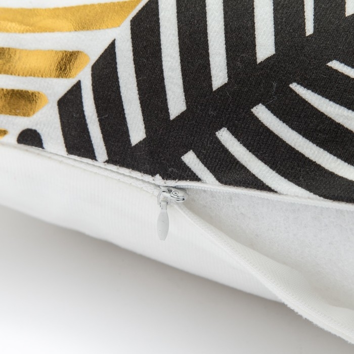 Наволочка декоративная Этель &laquo;Листья&raquo; 42 х 42 см, велюр