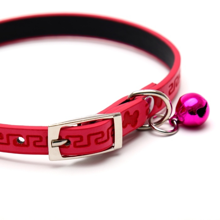 Ошейник с тиснением Ошейник с тиснением "Косточки и завитушки", основа TPR, 30 х 1 см, микс цветов