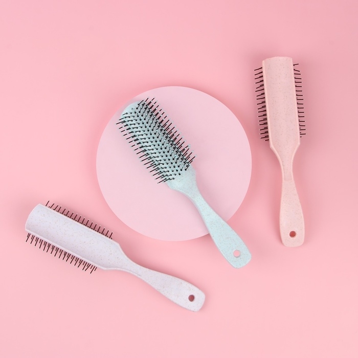 Расчёска массажная, 3,3 × 20,5 см, цвет МИКС Расчёска массажная, 3,3 × 20,5 см, цвет МИКС