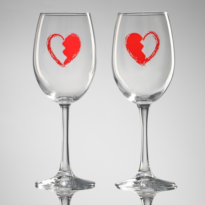Бокалы для вина парные «Сердце», 360 мл. Бокалы для вина парные «Сердце», 360 мл.