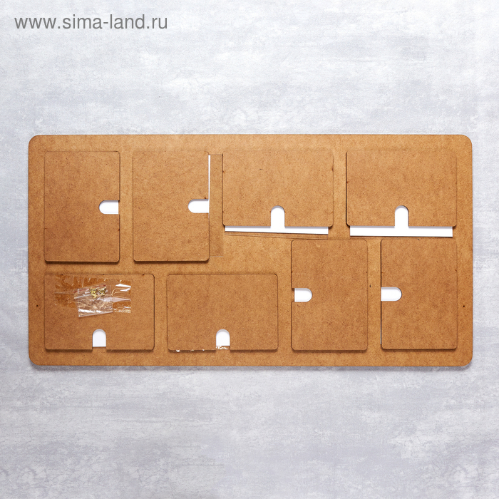 Фоторамка ЛХДФ Фоторамка ЛХДФ "Love" на 8 фото 10x15см. Размер изделия 65*34см.