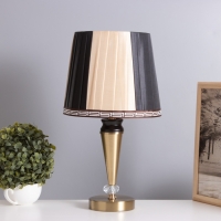 Лампа настольная "Крис" 1х40Вт Е27 бронза 25х25х46,5см Лампа настольная "Крис" 1х40Вт Е27 бронза 25х25х46,5см