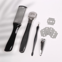 Набор для педикюра, 5 предметов, на блистере, цвет чёрный Набор для педикюра, 5 предметов, на блистере, цвет чёрный