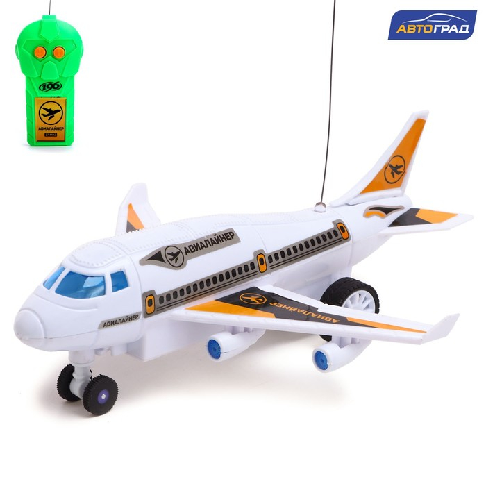 Самолет на радиоуправлении &laquo;Лайнер&raquo;, световые эффекты, работает от батареек, цвет белый