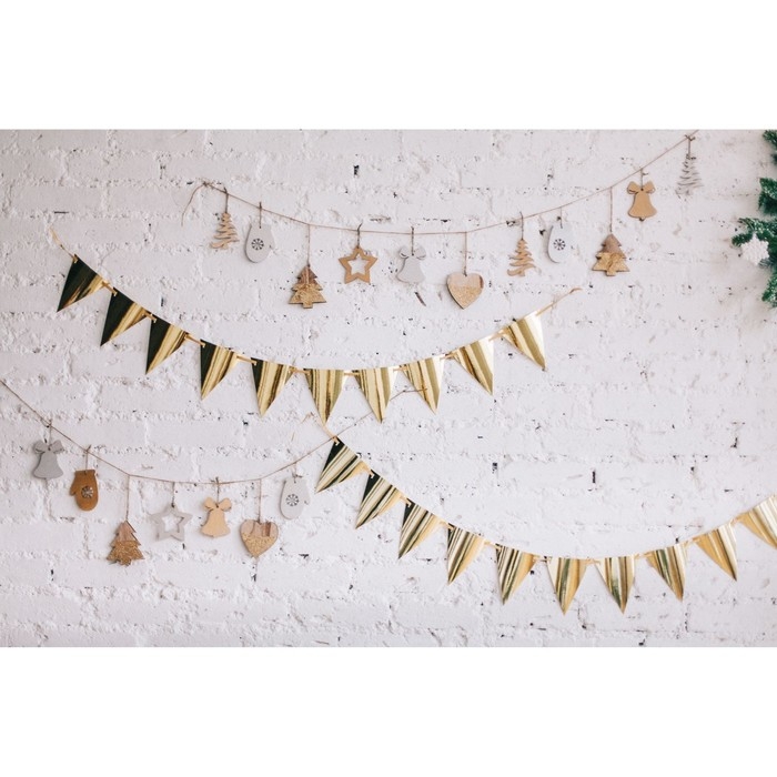 Гирлянда &laquo;Флажки на ленте&raquo;